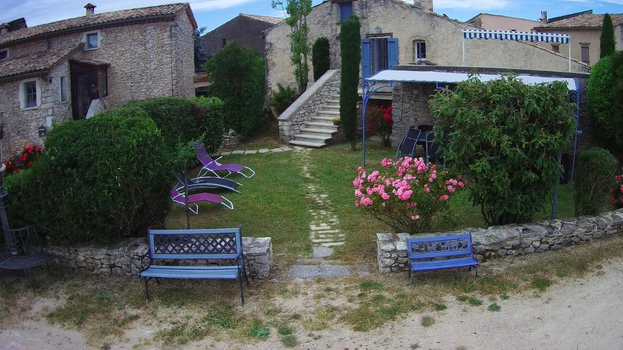 De Caractere Au Pied Du Mont Ventoux Avec Piscine Couverte Holiday home